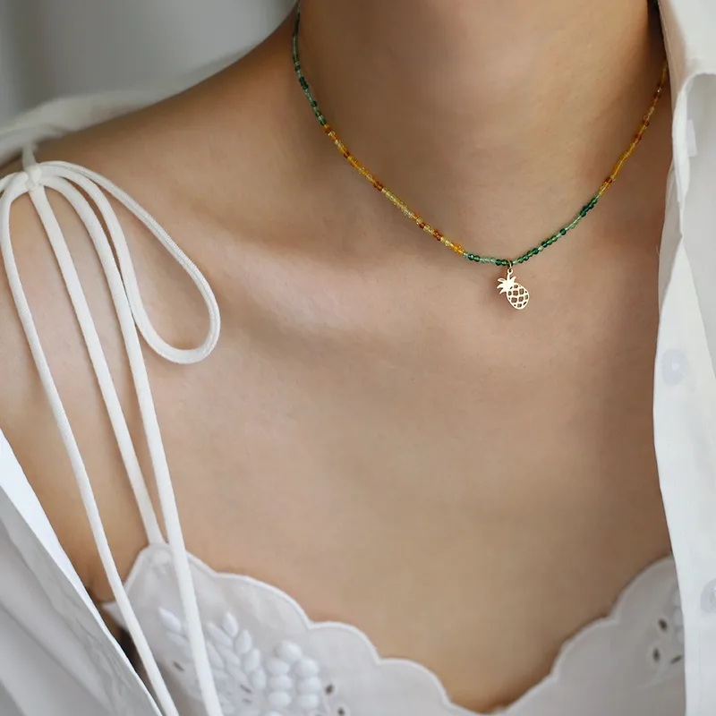 Collier Perles Multicolores & Ananas Doré